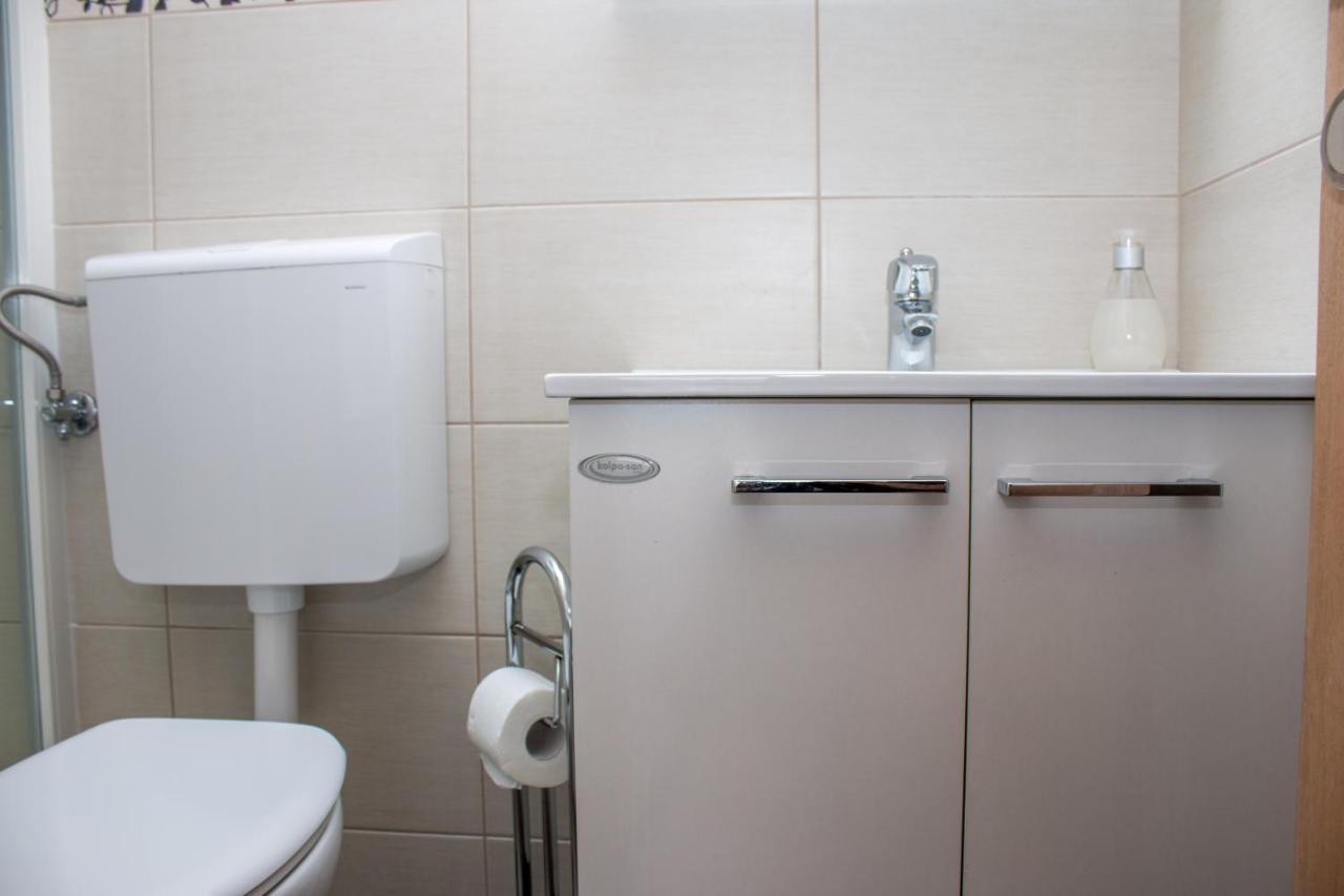 Apartment Bilalovic Zaostrog Ngoại thất bức ảnh
