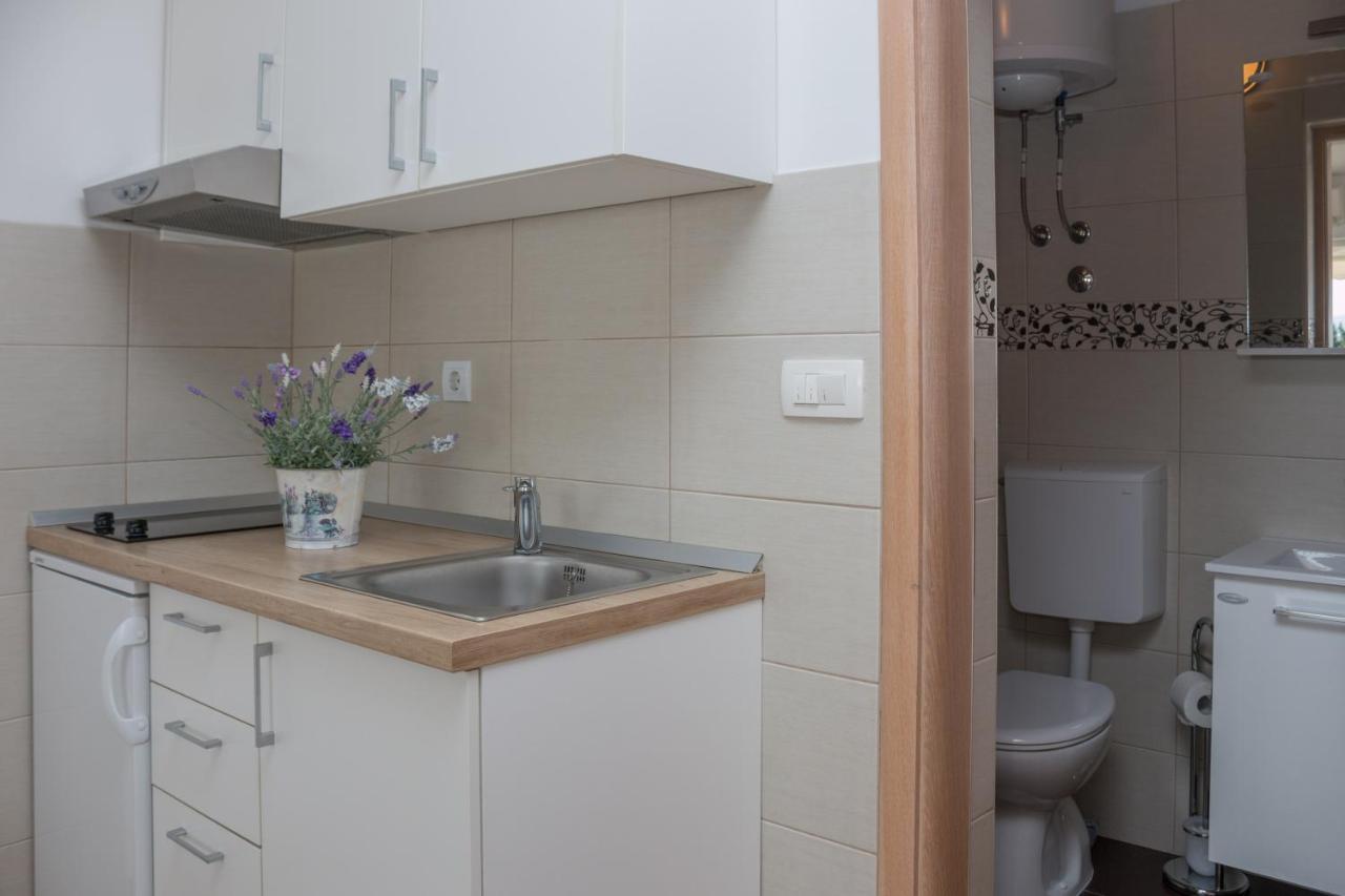 Apartment Bilalovic Zaostrog Ngoại thất bức ảnh