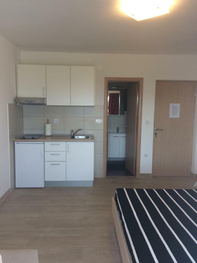 Apartment Bilalovic Zaostrog Ngoại thất bức ảnh